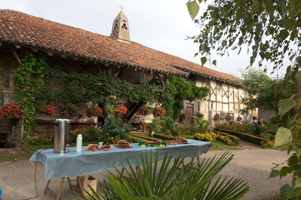 Ferme De Montalibord Villa Vescours Dış mekan fotoğraf